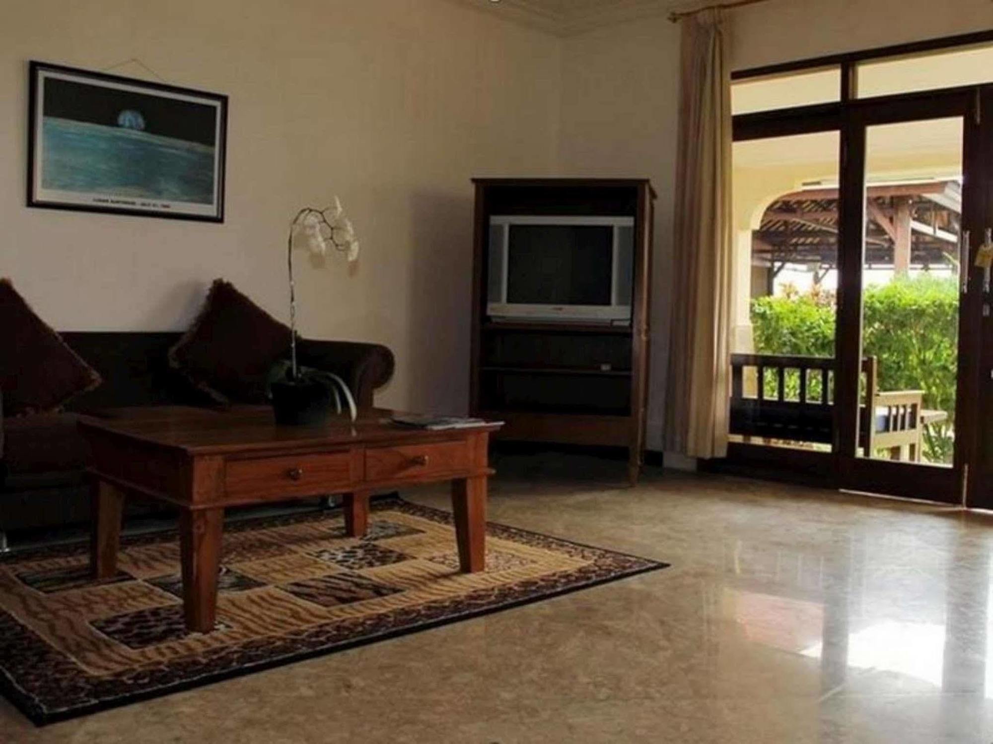 Lombok Beach Villa Мангсит Экстерьер фото